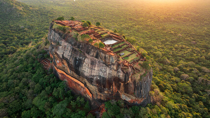 Negombo – Pinnawala – Sigiriya