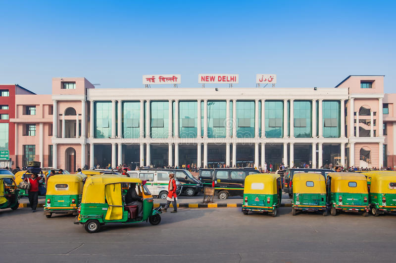 SRINAGAR-KATRA-DELHI :