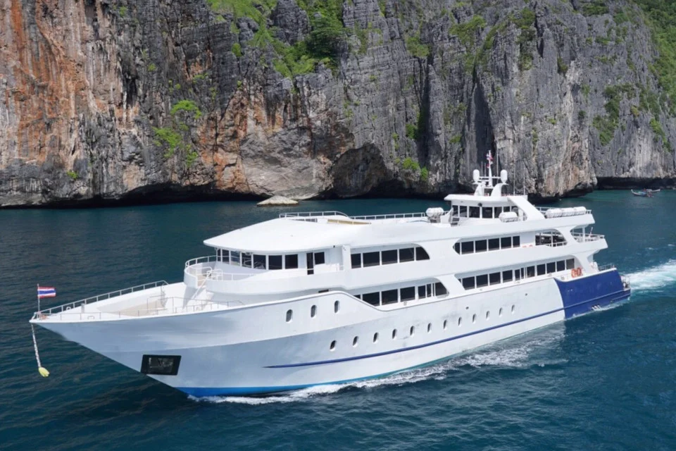 PHI PHI ISLAND TOUR WITH BY BIG BOAT WITH LUNCH :