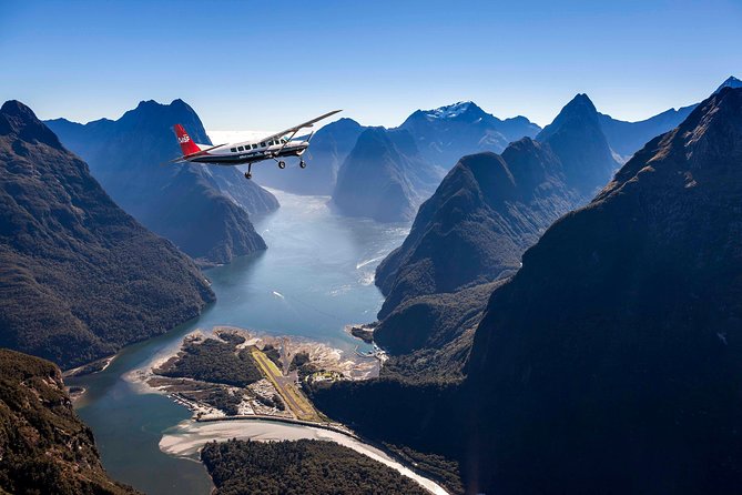 QUEENSTOWN MILFORD SOUND QUEENSTOWN