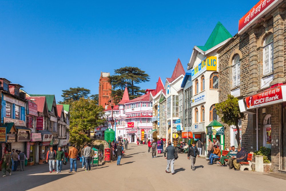 ARRIVAL IN DARJEELING :