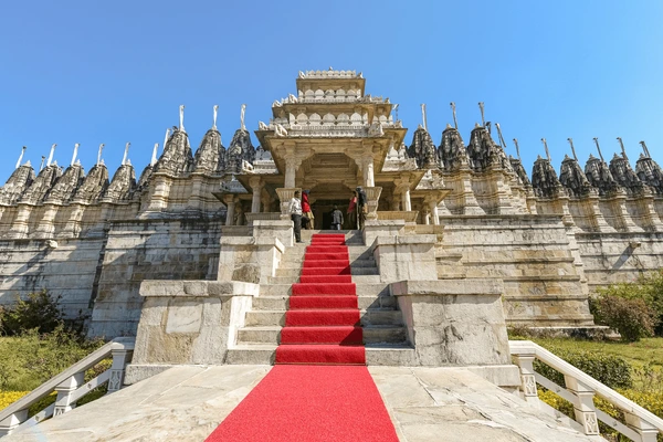 Mount Abu – Udaipur :