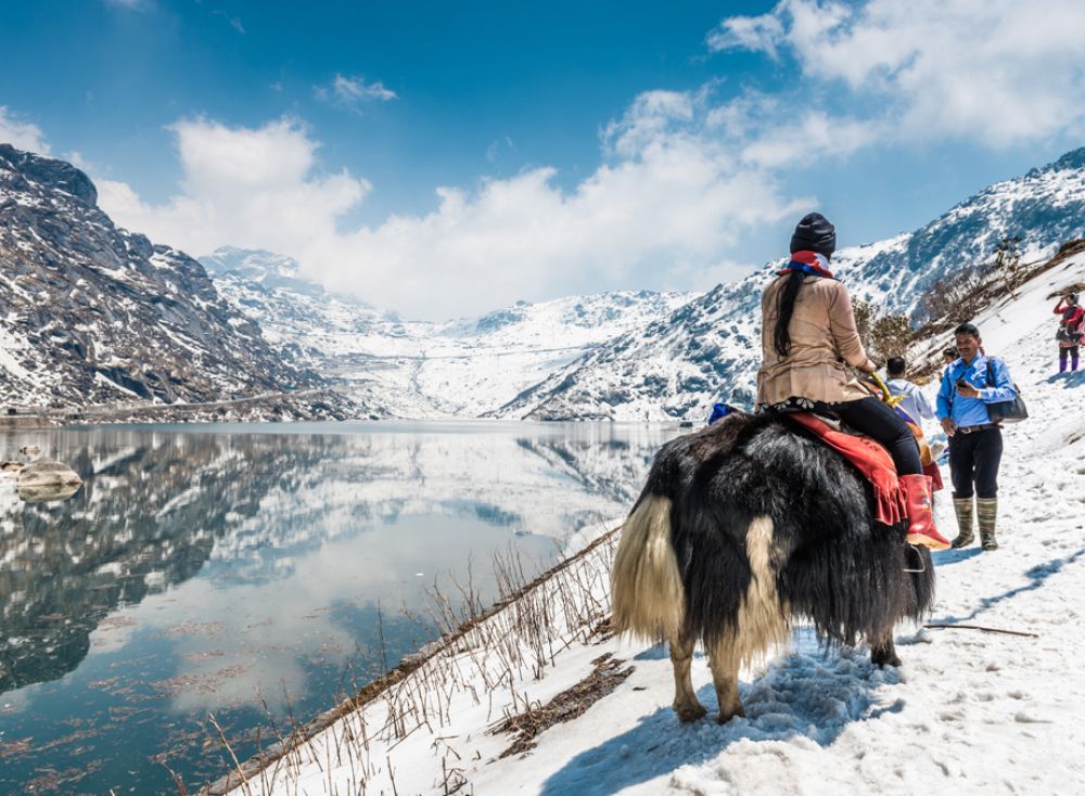 Excurtion to Tsomgo Lake & New Baba Mandir (Permit Required) :