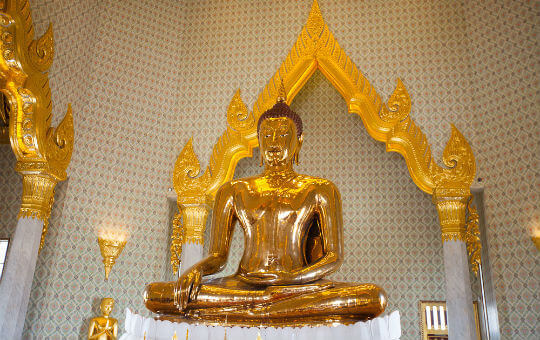 HALF DAY BANGKOK CITY AND TEMPLE TOUR :