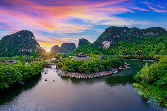 FULL DAY NINH BINH SIC TOUR